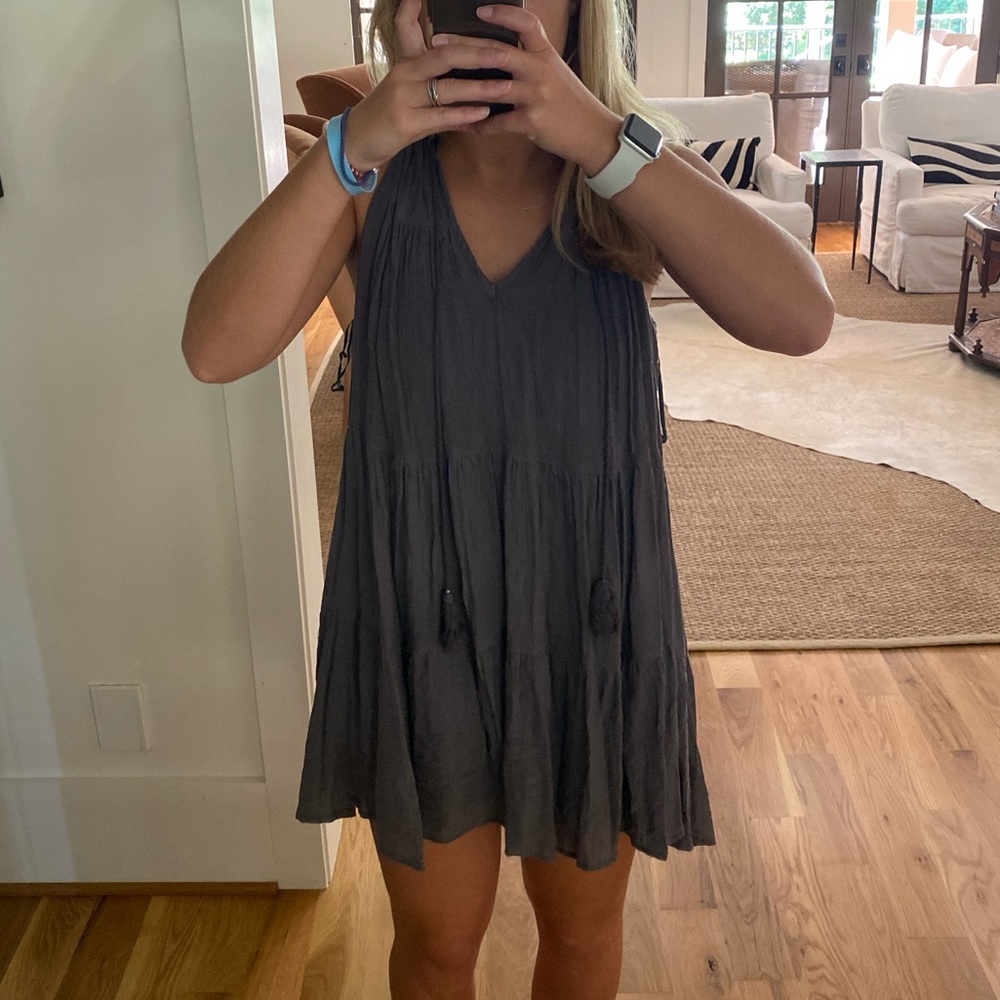 Gray flowy dress!!
